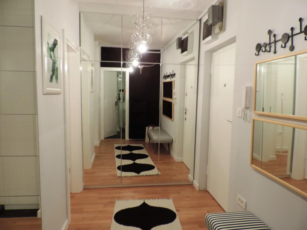 Hella Apartment